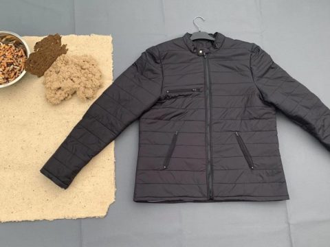 doudoune créer avec des megots de cigarette